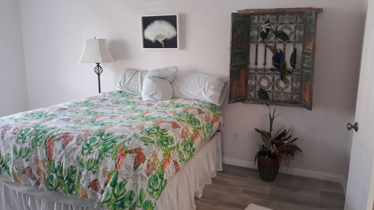 Photo of Bedroom in El Lago