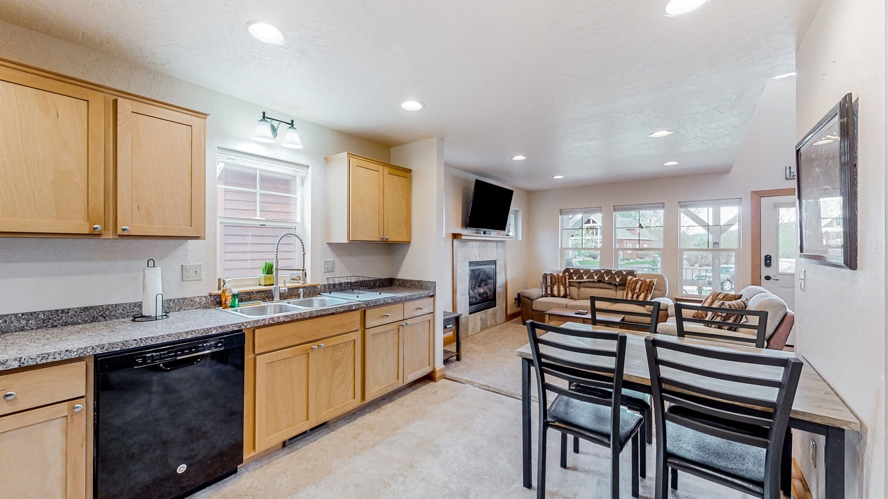 Photo of Kitchen in Dover Bay