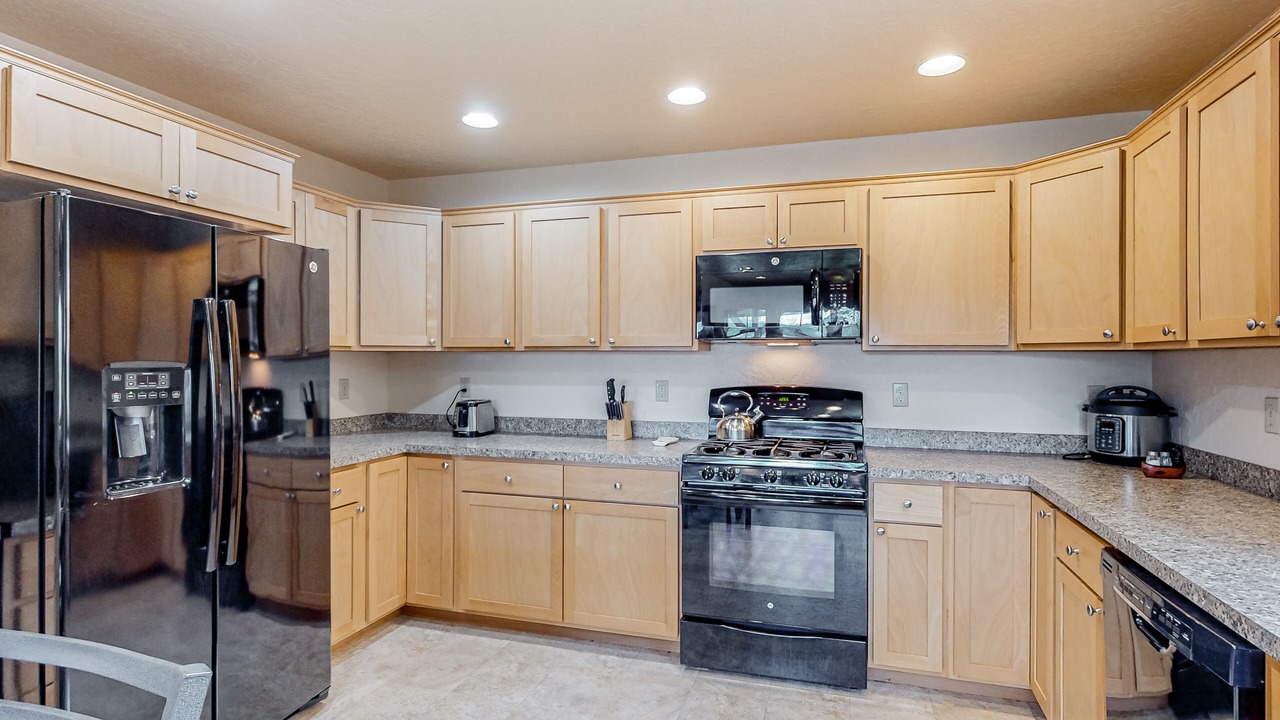 Photo of Kitchen in Dover Bay