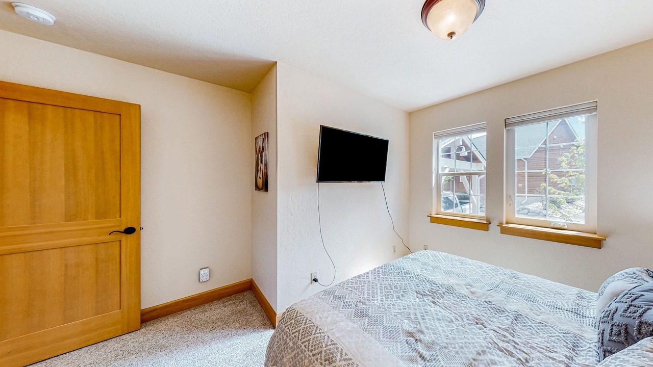 Photo of Bedroom in Dover Bay