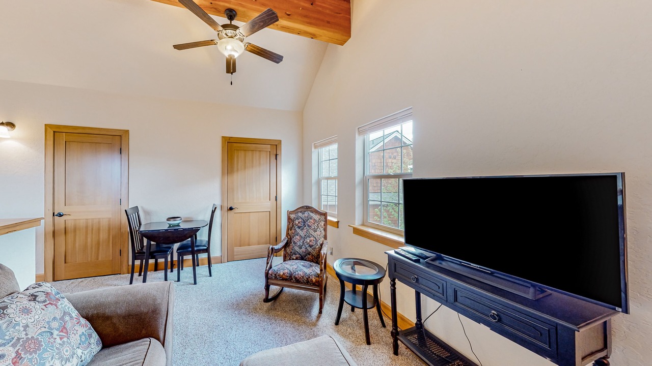 Photo of Livingroom in Dover Bay