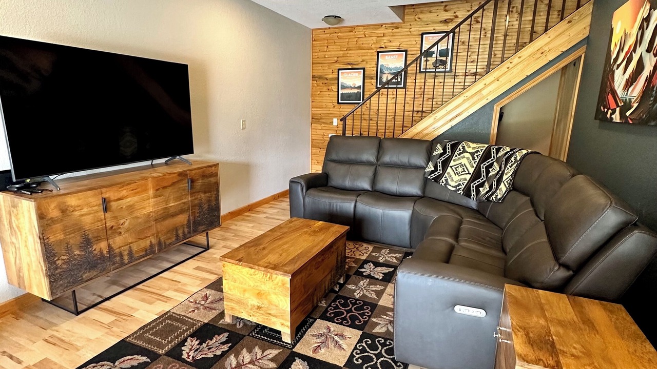 Photo of Livingroom in Wolf Creek