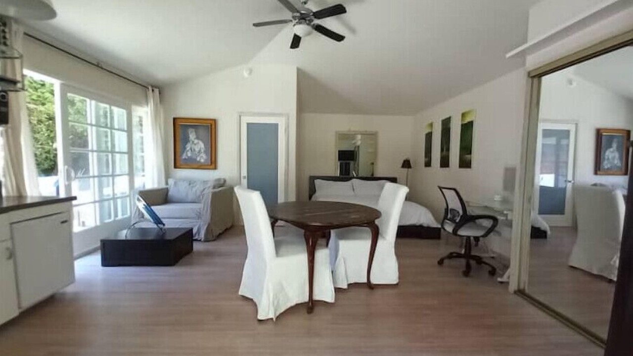 Photo of Bedroom in Fairfax District
