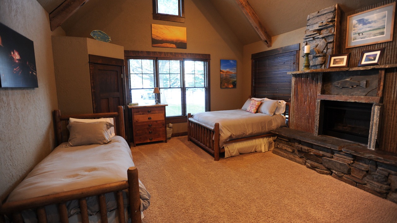 Photo of Bedroom in Cascade