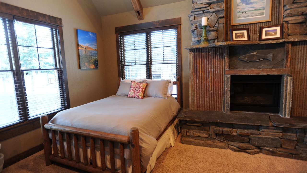 Photo of Bedroom in Cascade