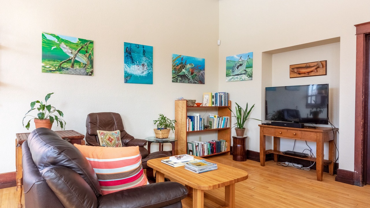 Photo of Livingroom in Kingston