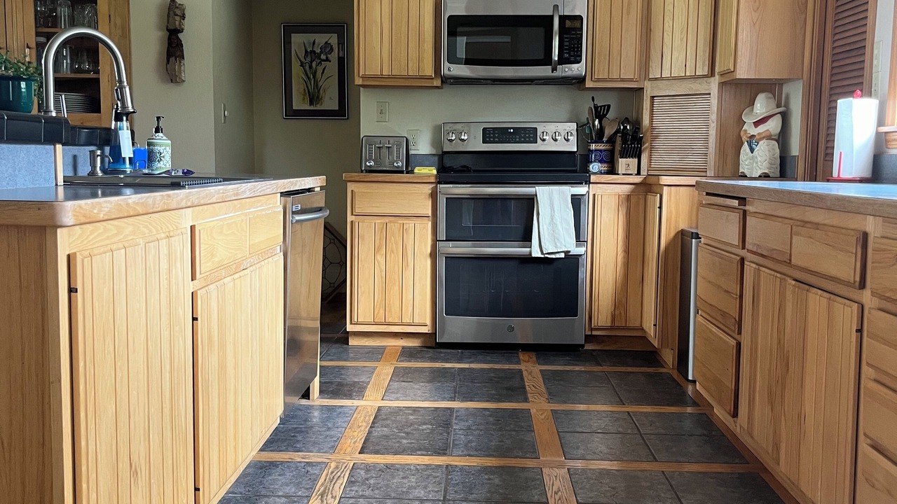 Photo of Kitchen in Arlee