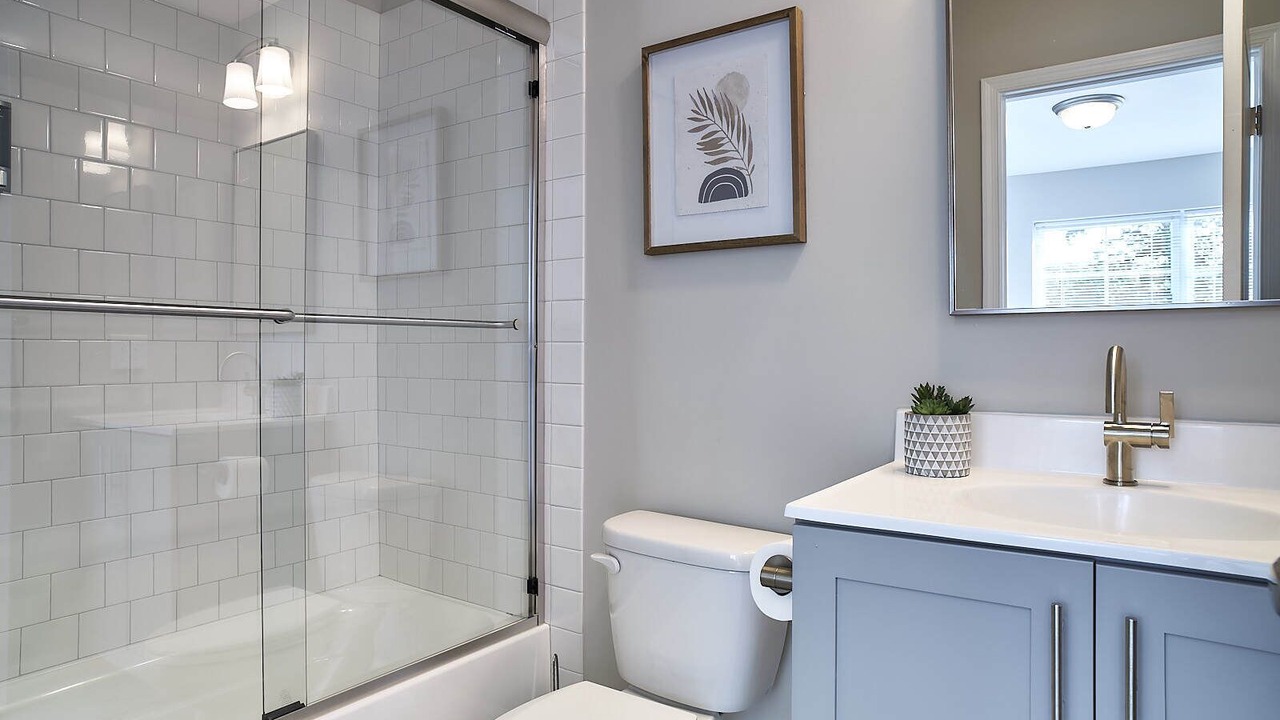 Photo of Bathroom in Drums