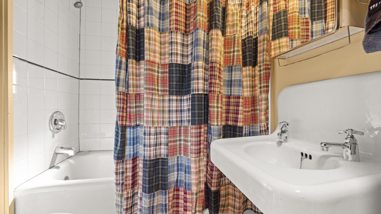 Photo of Bathroom in Red Lodge