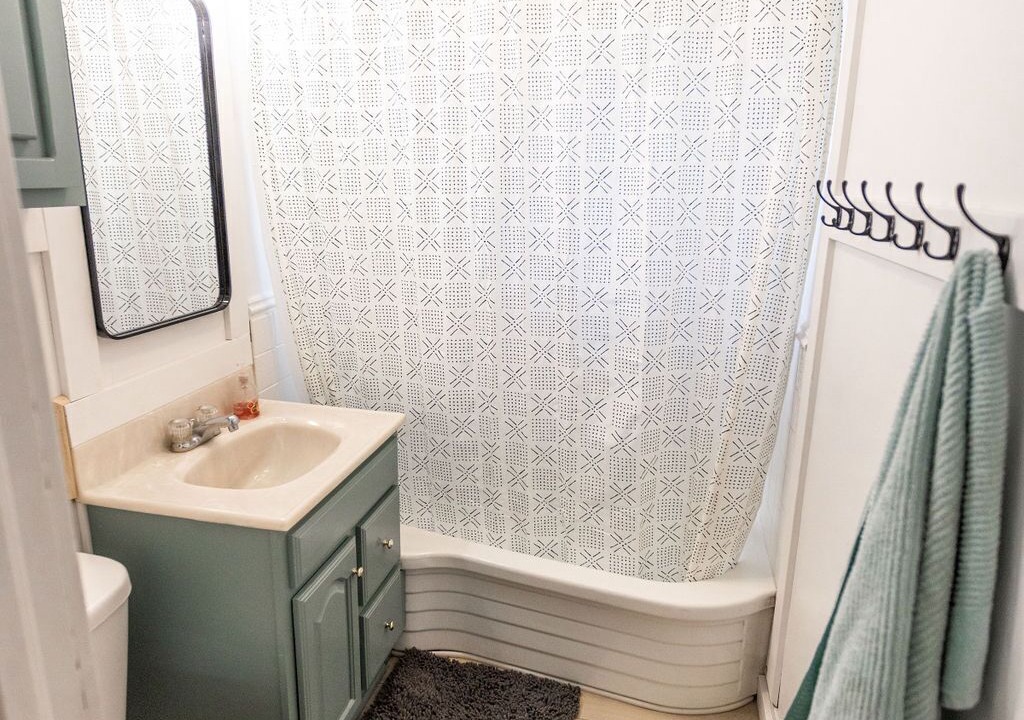 Photo of Bathroom in Ashton