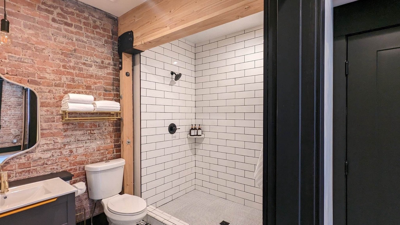 Photo of Bathroom in Wallace
