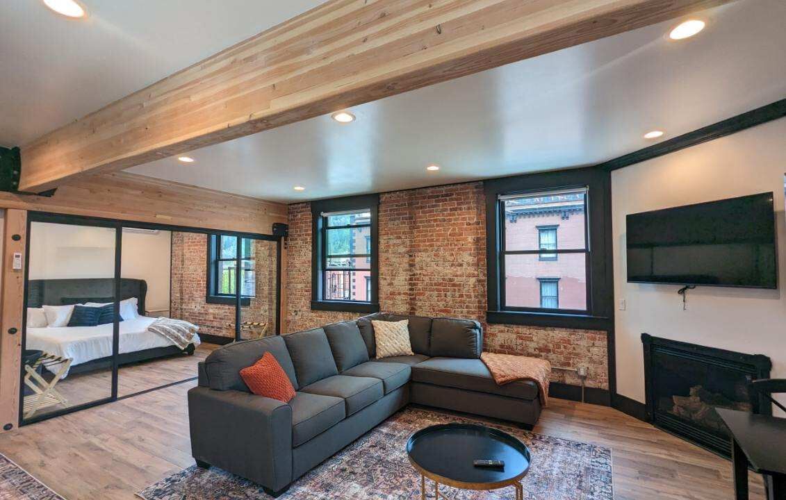 Photo of Livingroom in Wallace