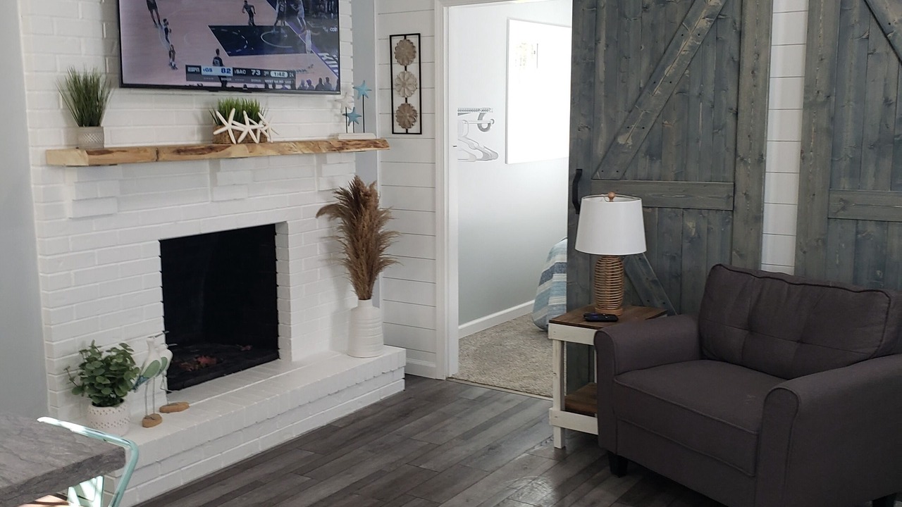 Photo of Livingroom in Geneva-on-the-Lake