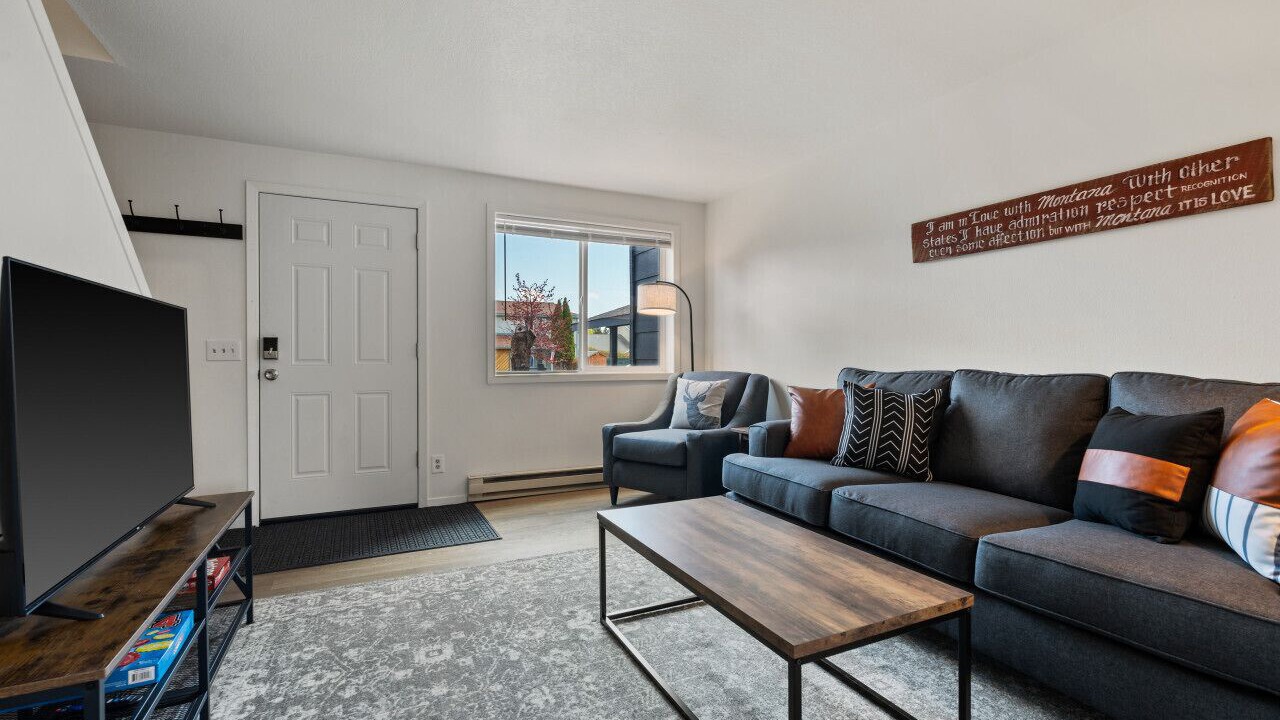 Photo of Livingroom in Columbia Falls