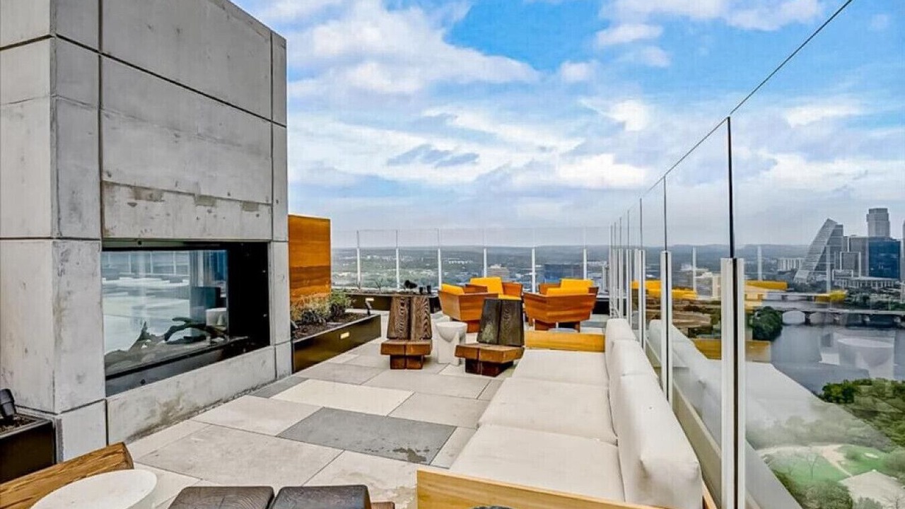 Photo of Patio Balcony in Rainey Street Historic District