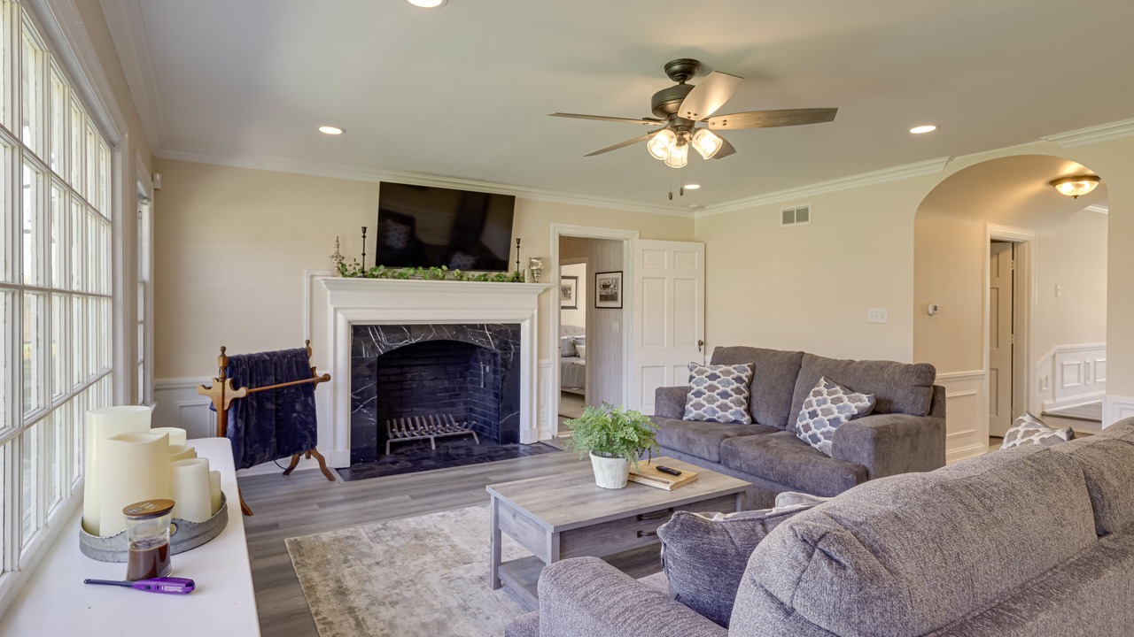 Photo of Livingroom in Dayton