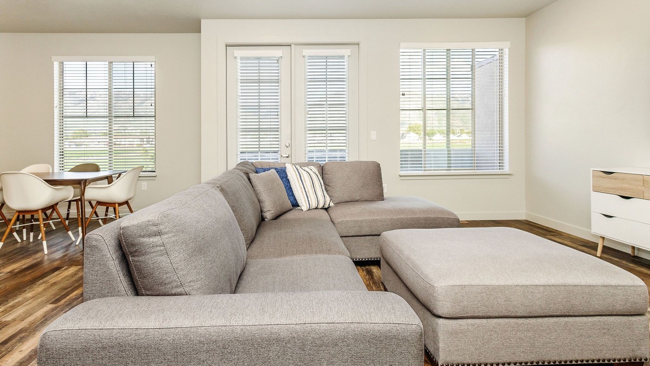 Photo of Livingroom in North Logan