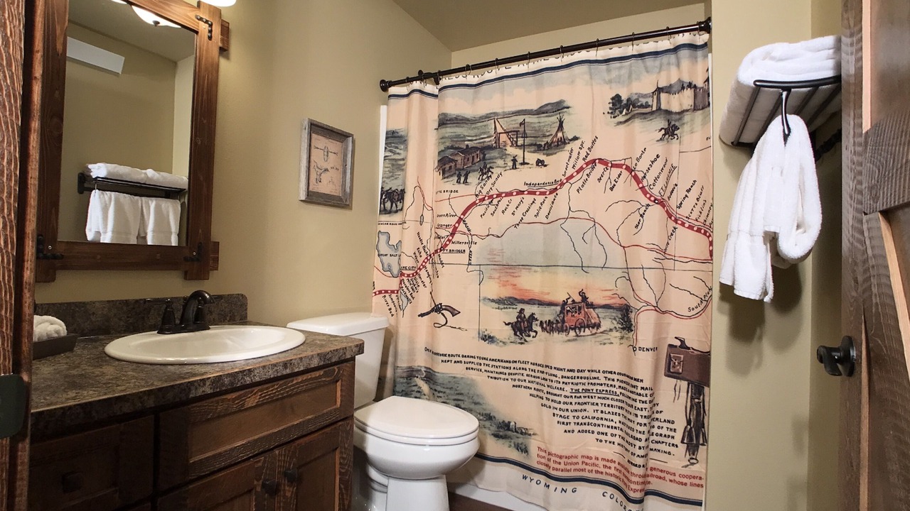 Photo of Bathroom in Island Park