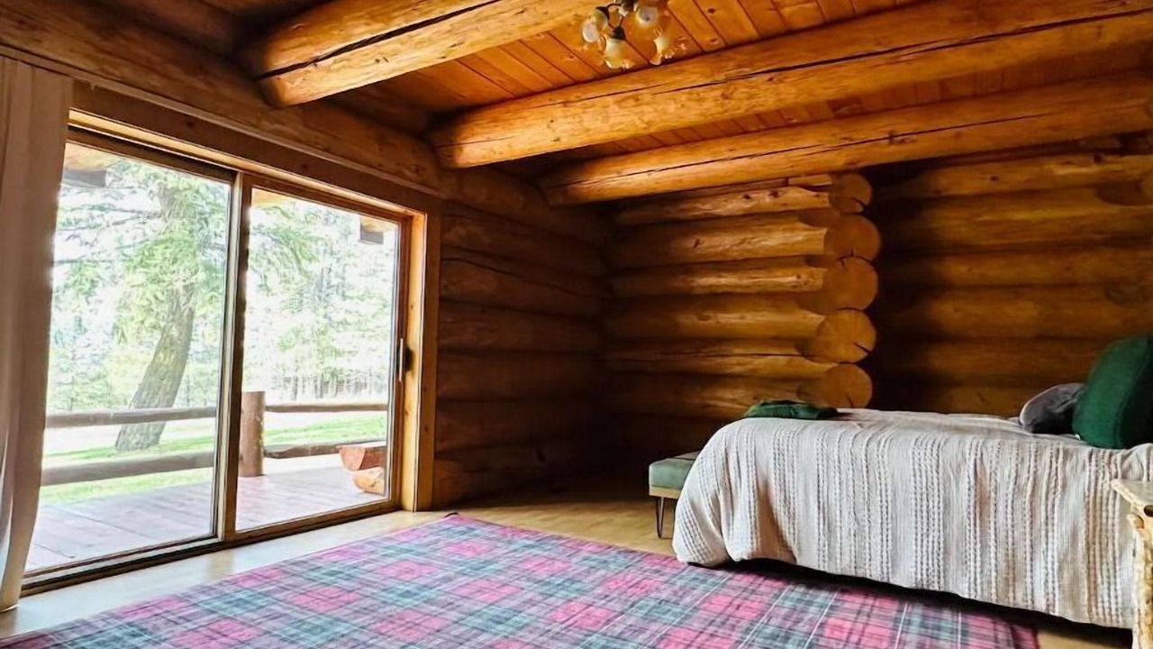 Photo of Bedroom in Boundary County