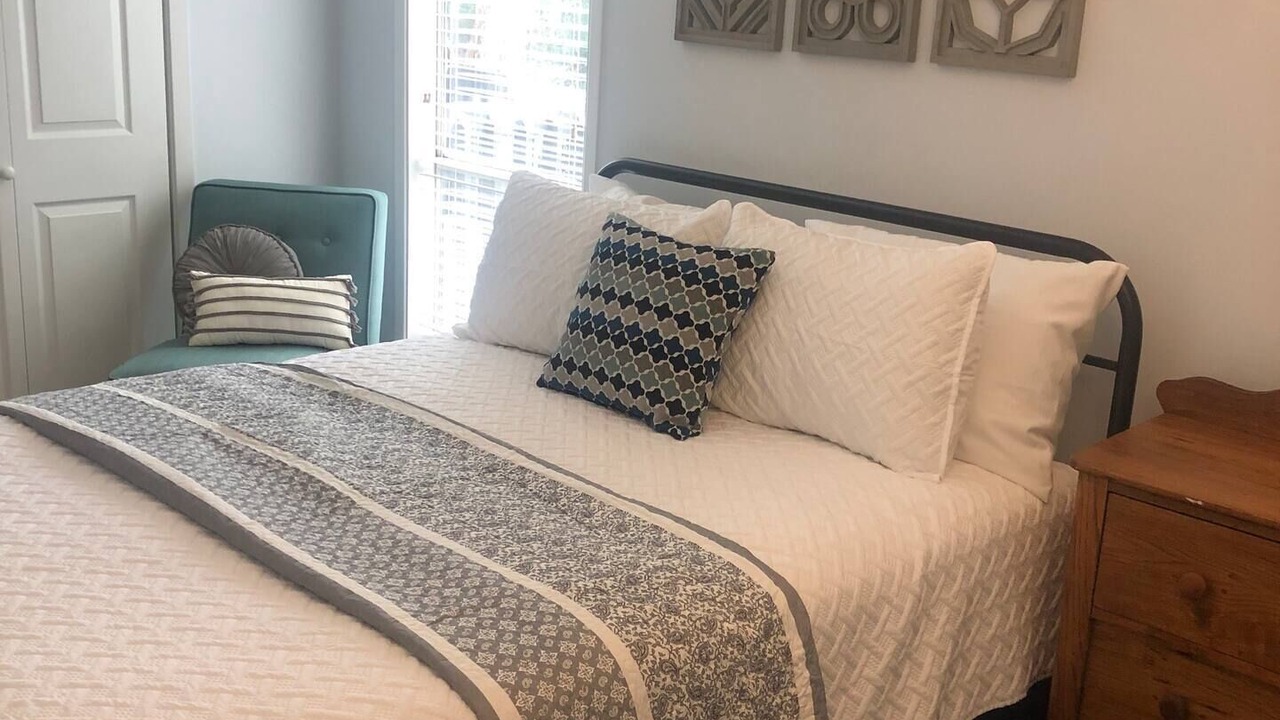 Photo of Bedroom in Diamondhead