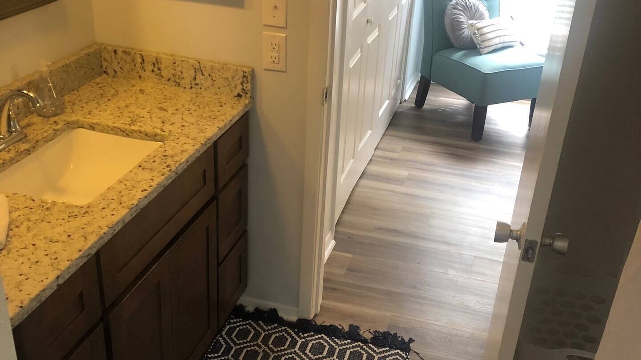 Photo of Bathroom in Diamondhead