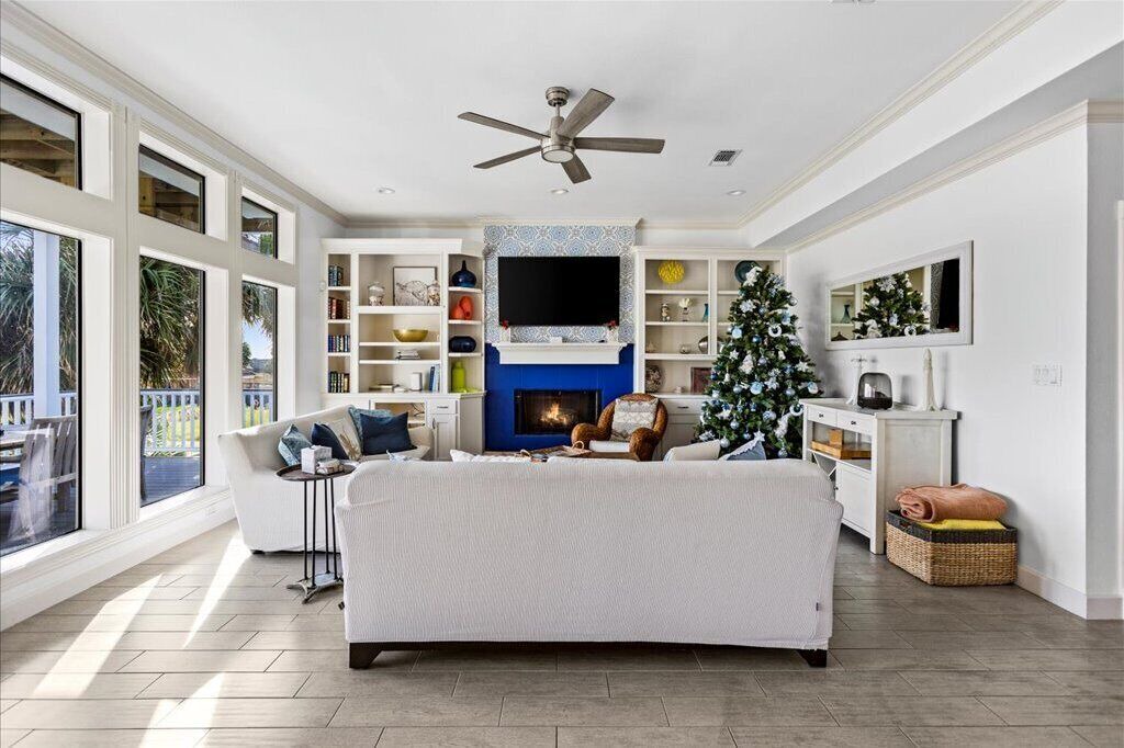 Photo of Livingroom in Pirates Beach West