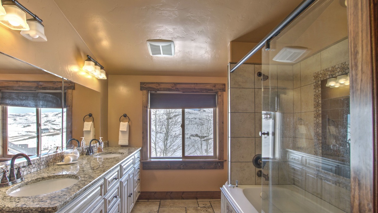 Photo of Bathroom in Fish Haven