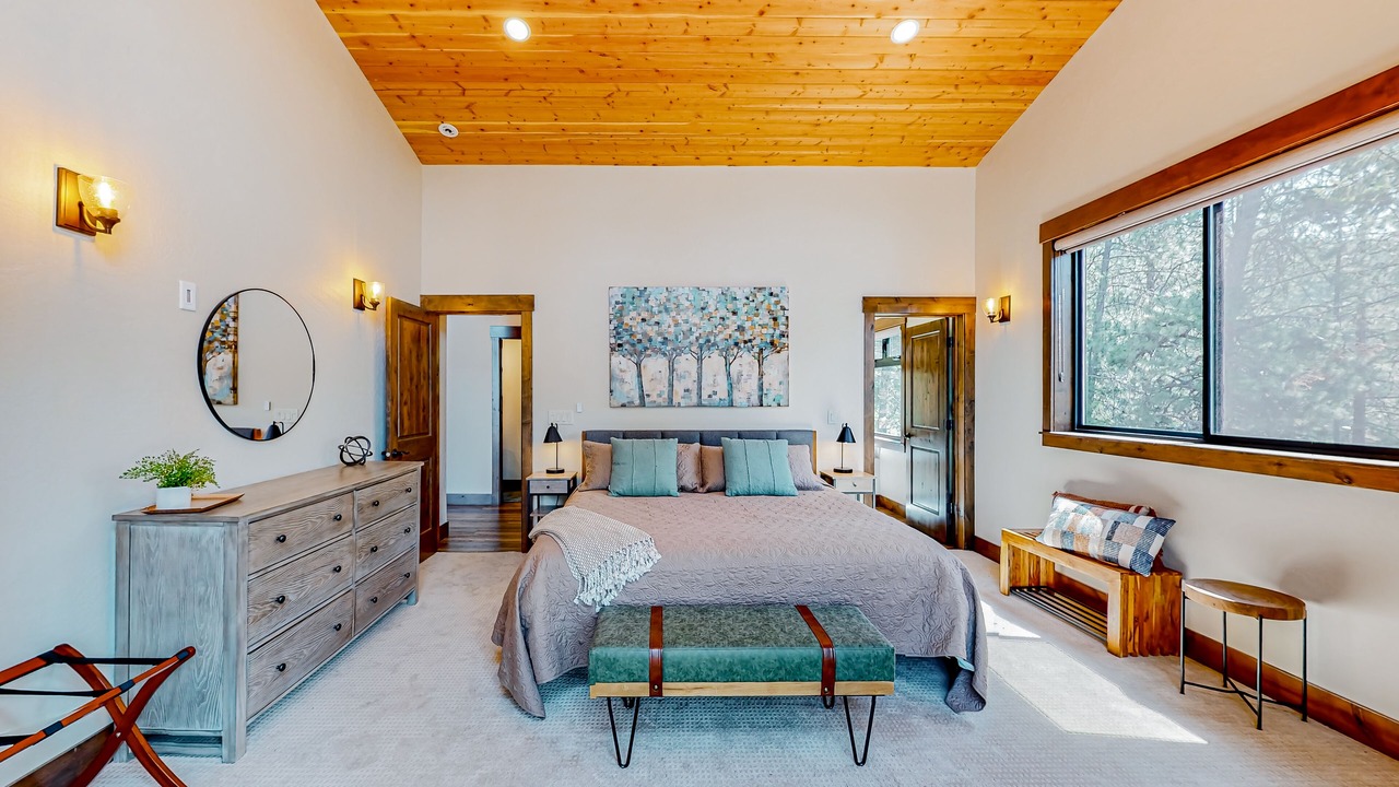 Photo of Bedroom in Harrison