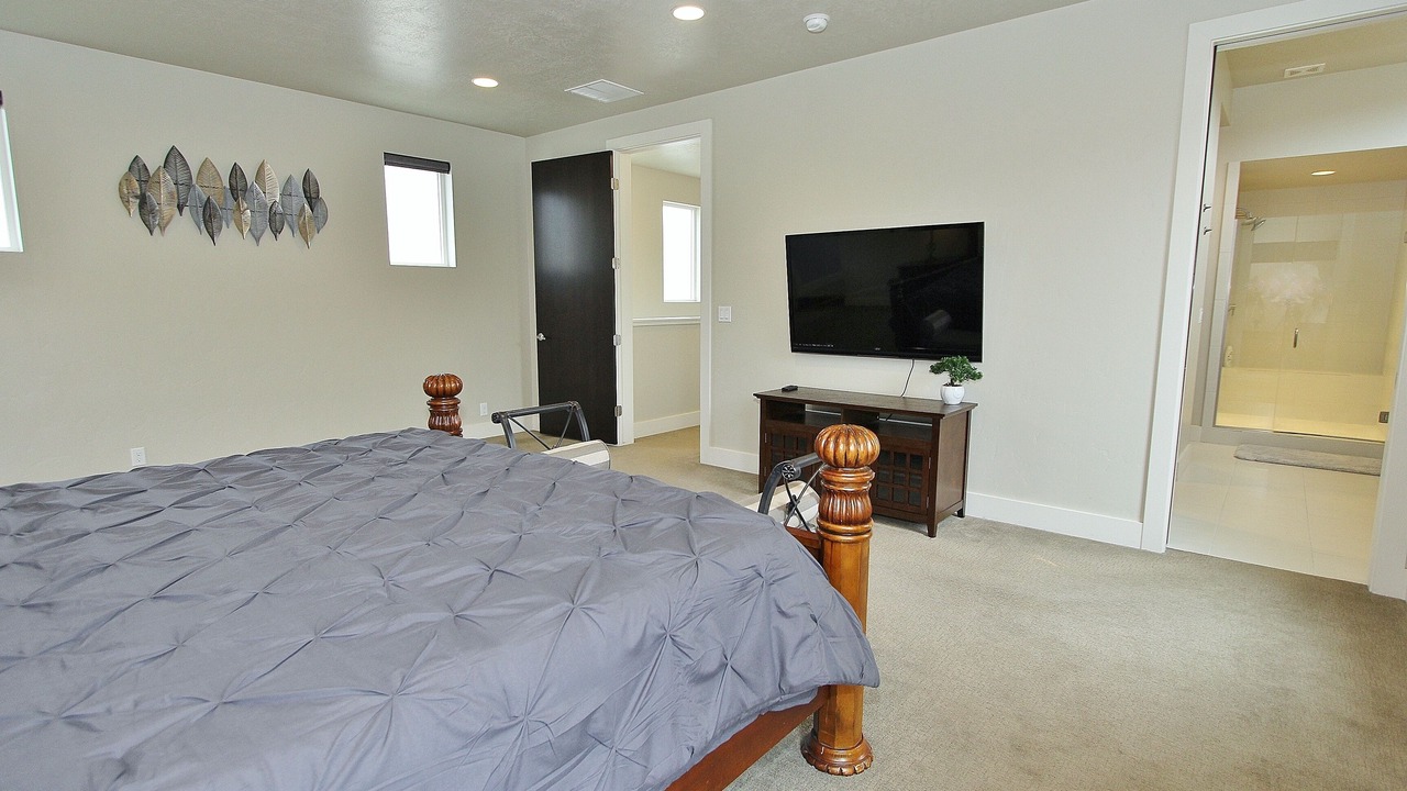 Photo of Bedroom in Harris Ranch