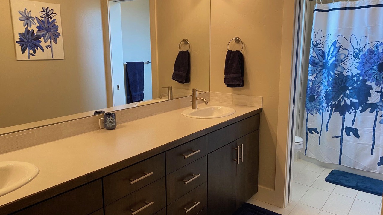 Photo of Bathroom in Harris Ranch