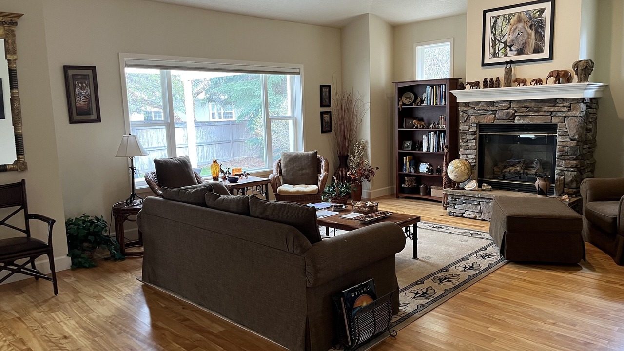 Photo of Livingroom in Eagle