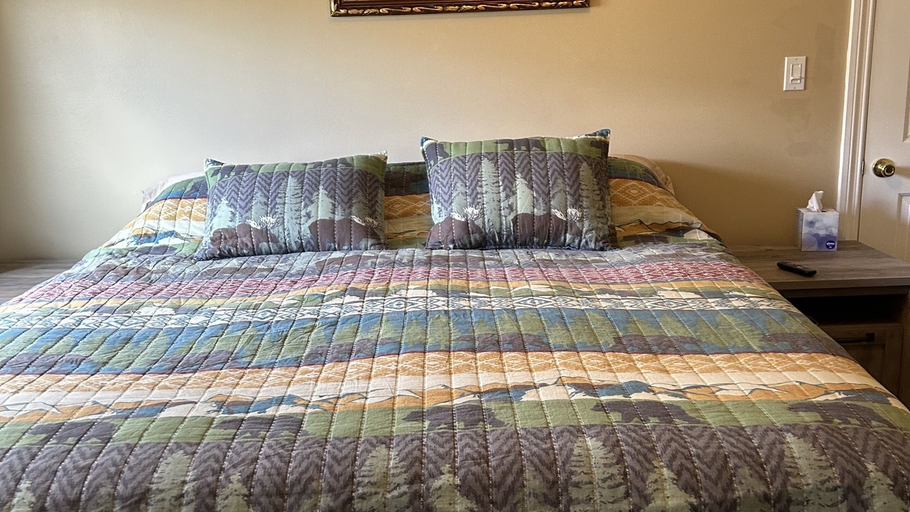 Photo of Bedroom in Dubois