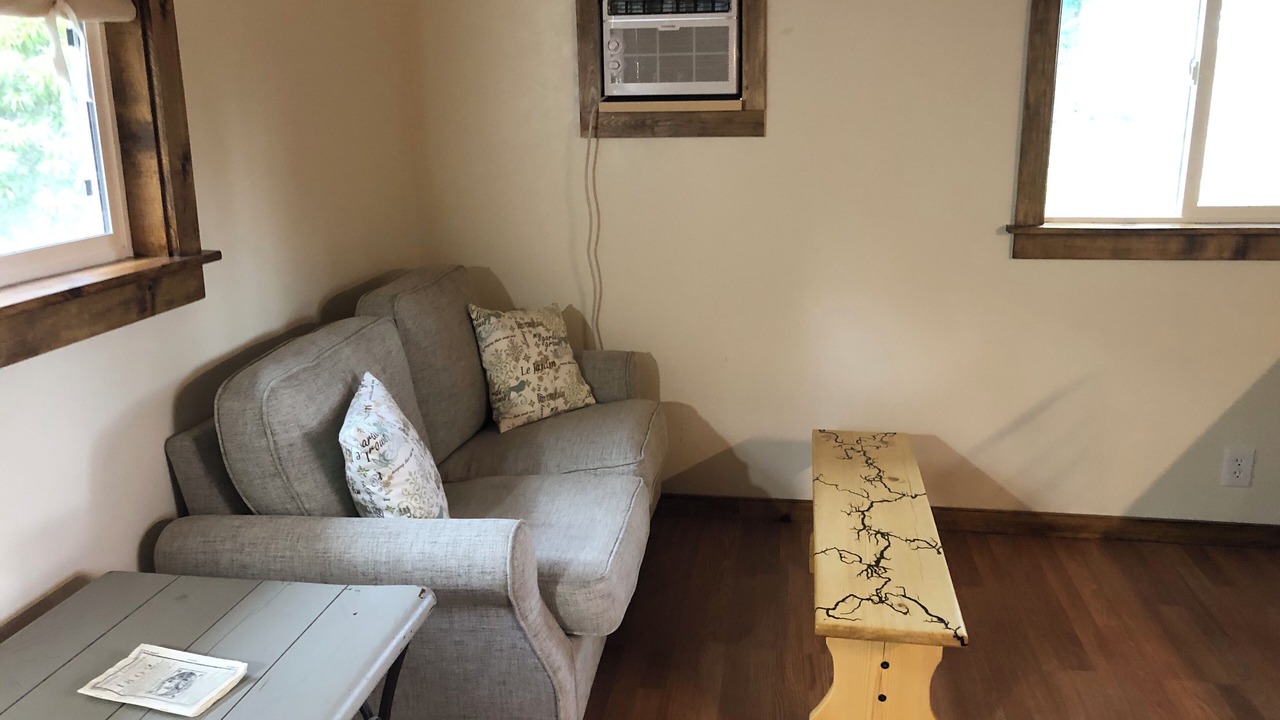Photo of Livingroom in Henrieville