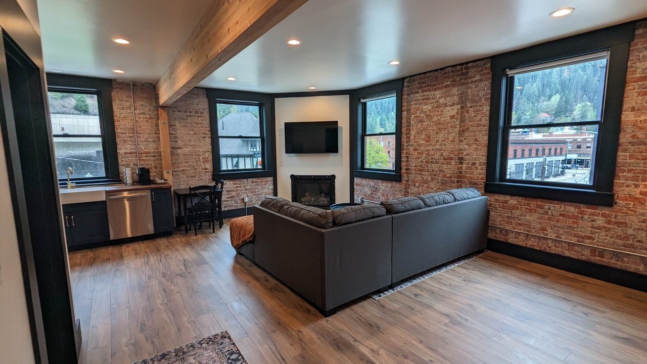 Photo of Livingroom in Wallace