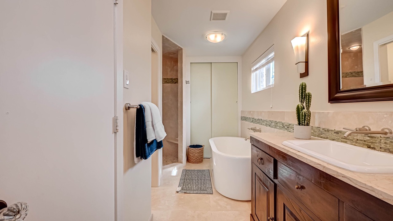 Photo of Bathroom in Spring Branch West