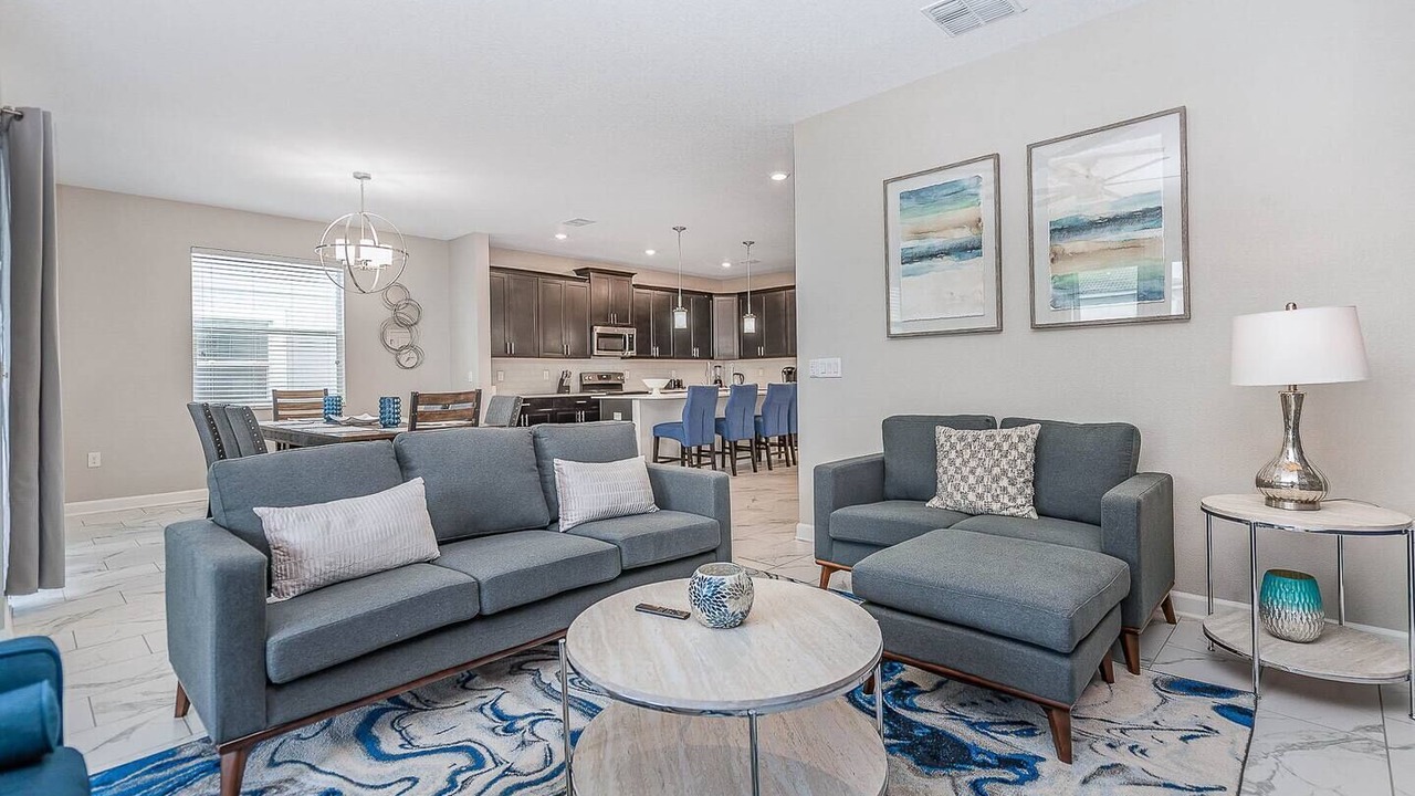 Photo of Livingroom in Davenport