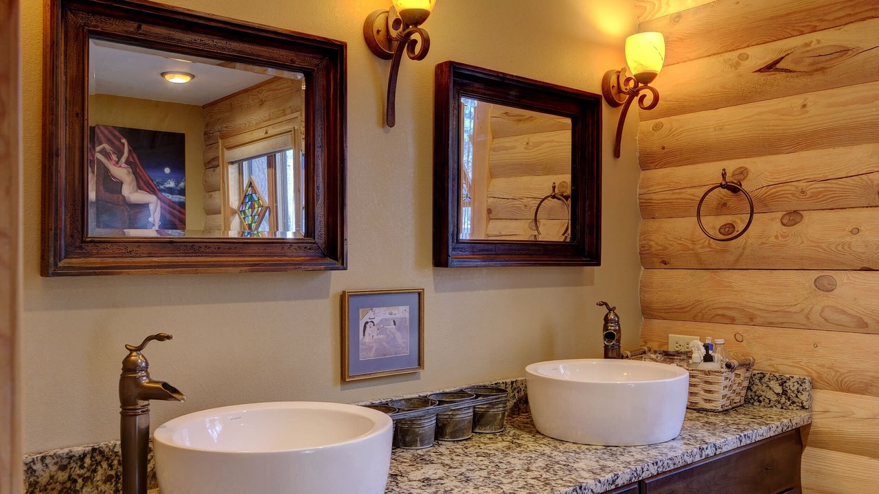 Photo of Bathroom in Saddlestring