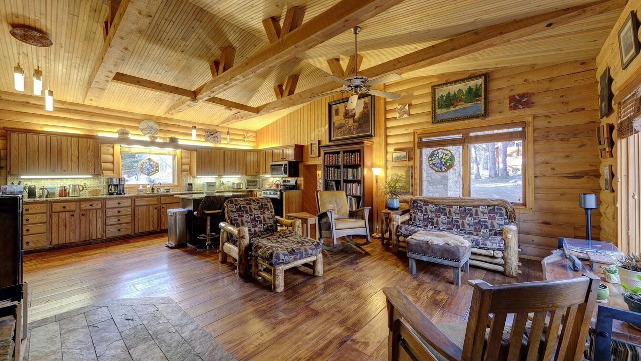 Photo of Livingroom in Saddlestring