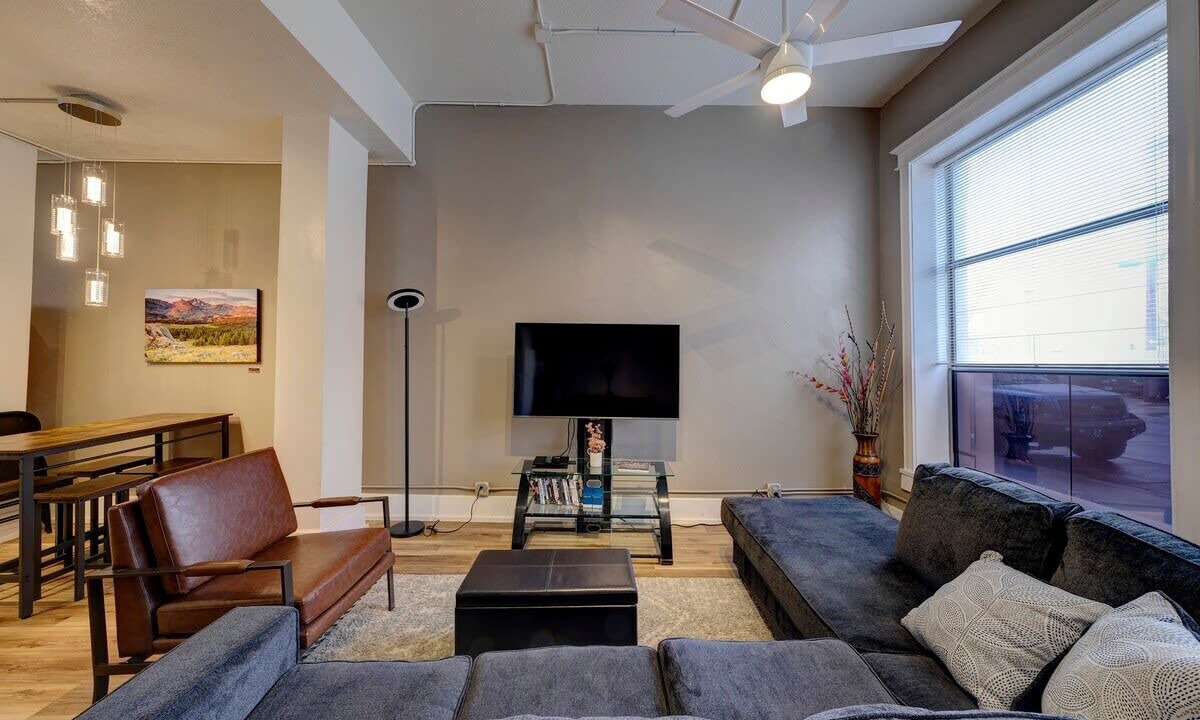 Photo of Livingroom in Sheridan