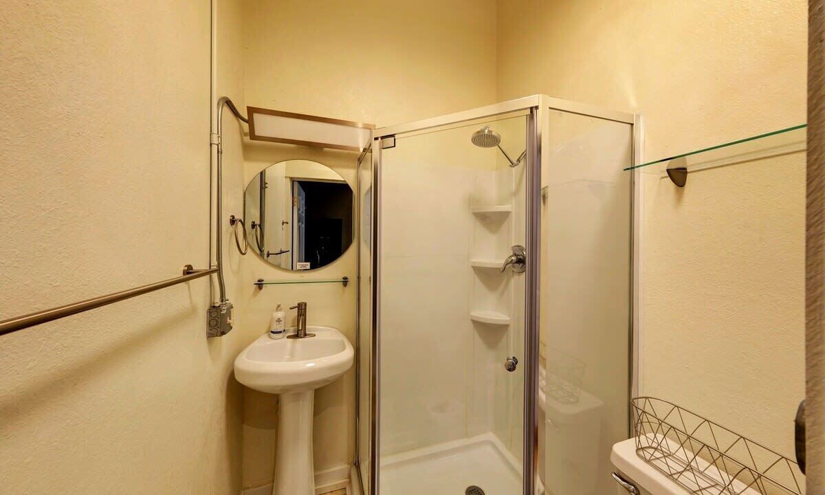 Photo of Bathroom in Sheridan