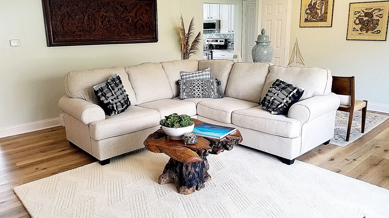 Photo of Livingroom in Mentor-on-the-Lake