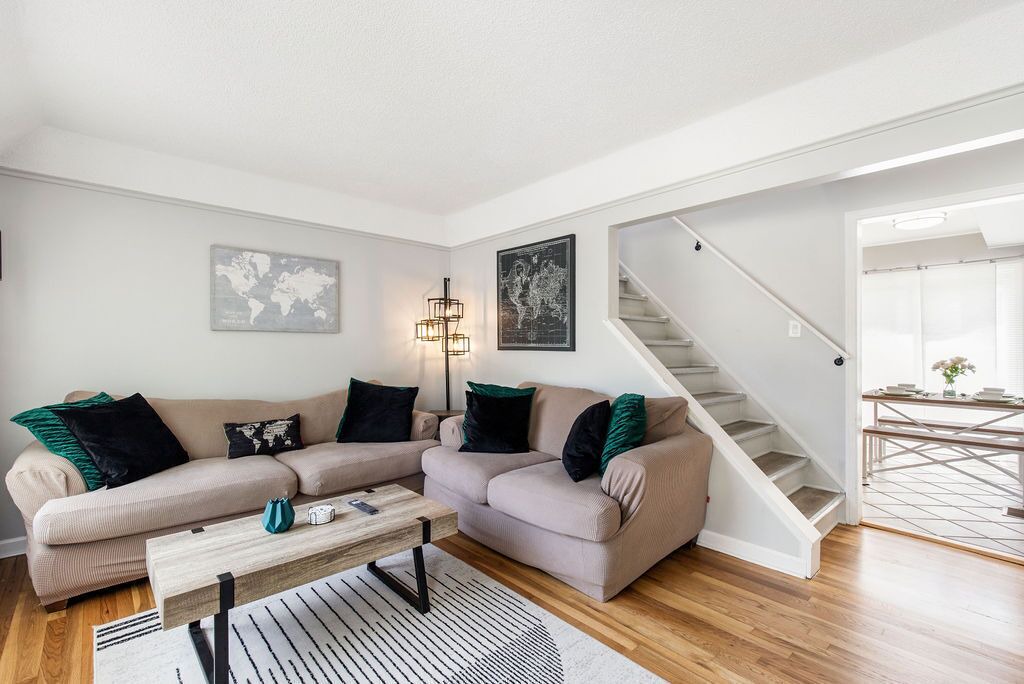Photo of Livingroom in Royal Oak