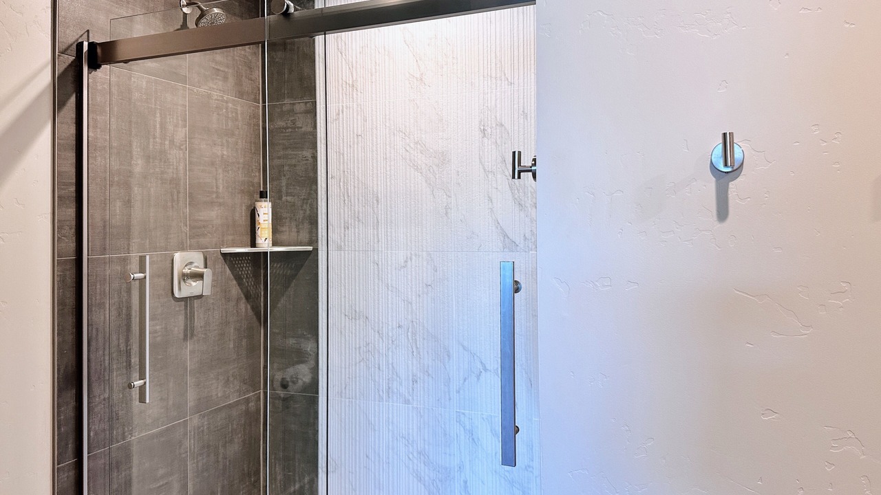 Photo of Bathroom in Laclede