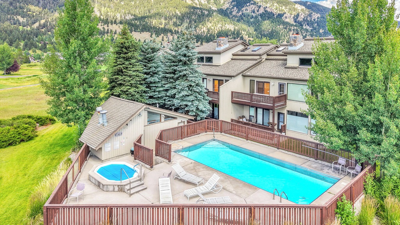 Photo of Outdoor in Big Sky Meadow Village