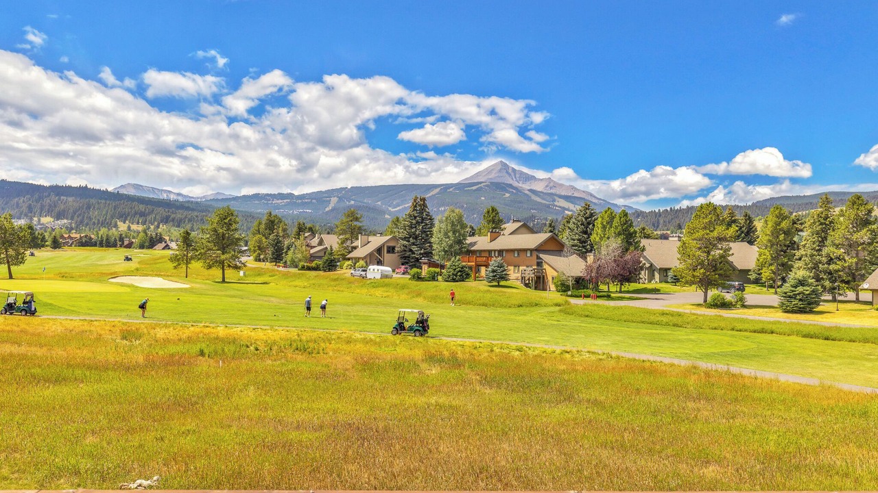 Photo of Patio Balcony in Big Sky Meadow Village