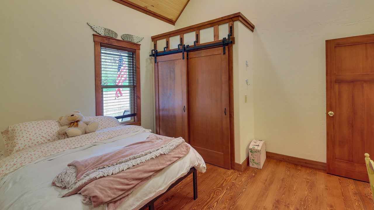 Photo of Bedroom in Bonners Ferry