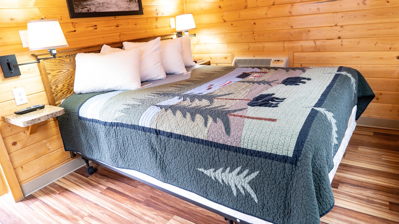 Photo of Bedroom in West Glacier