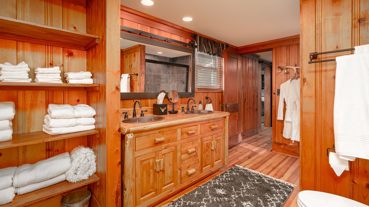 Photo of Bathroom in North Royalton