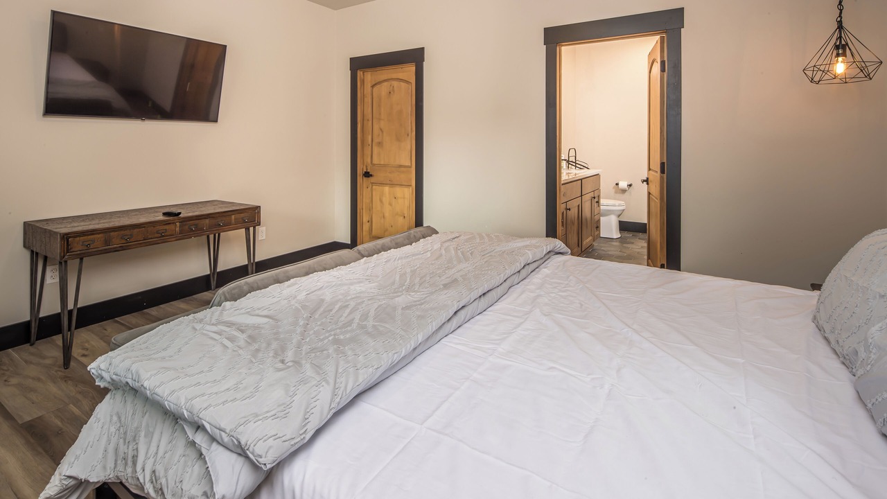 Photo of Bedroom in Gallatin Gateway
