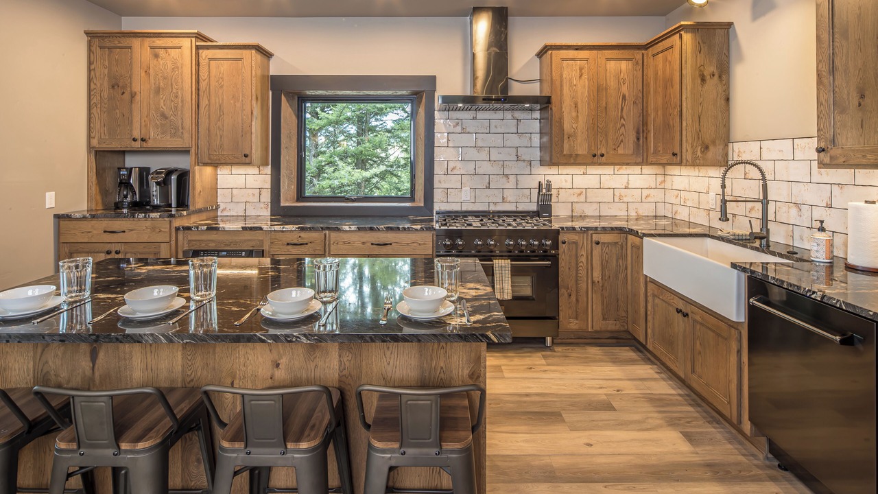 Photo of Kitchen in Gallatin Gateway